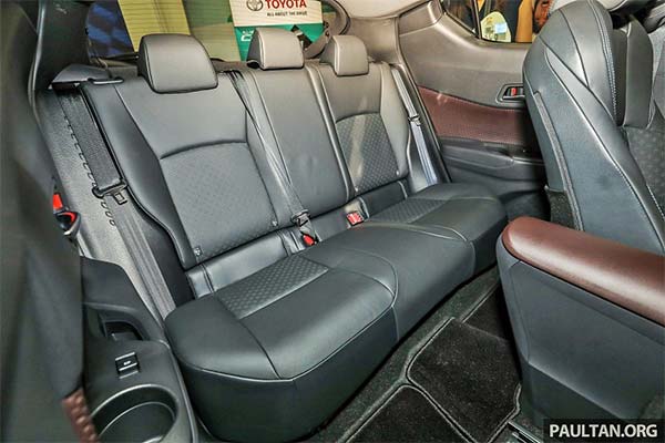 Jok Kursi Belakang New C-HR Solo Raya