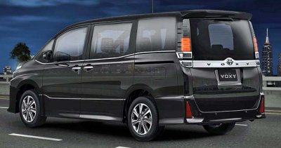 Eksterior Toyota Voxy Solo